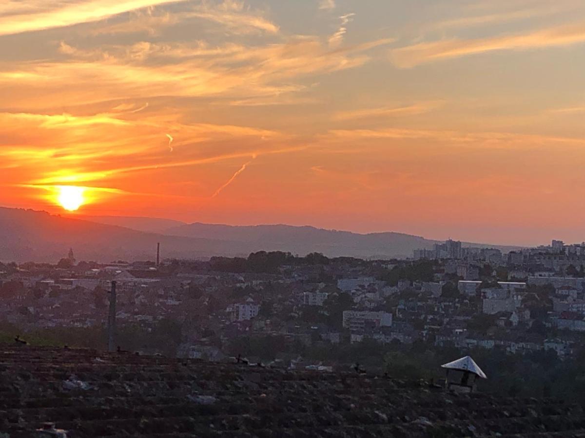 L'Echappee Bulles Lägenhet Épernay Exteriör bild